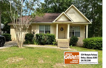 Building Photo - 2415 Stonewood Dr