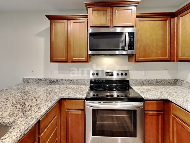 Foto del edificio - 6640 Sarazen St SE