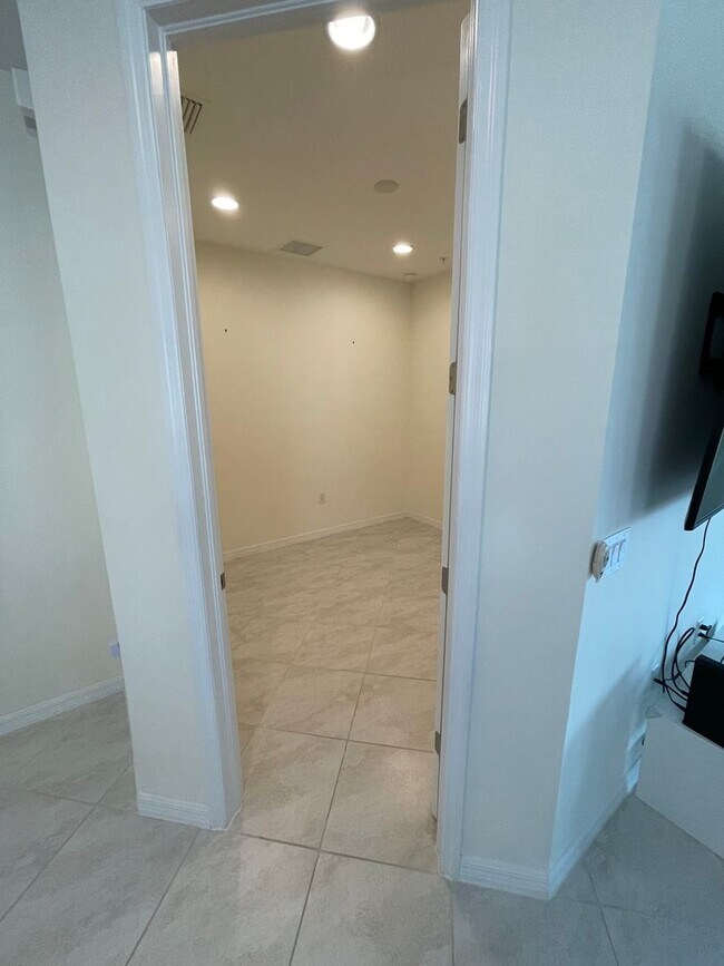 Foto del edificio - ** PALOMA IN BONITA SPRINGS FOR AN ANNUAL ...