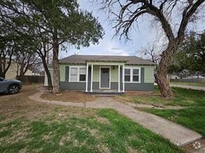 Building Photo - 541 S Mockingbird Ln