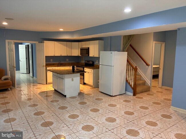 Foto del edificio - 3107 Edgewood Rd