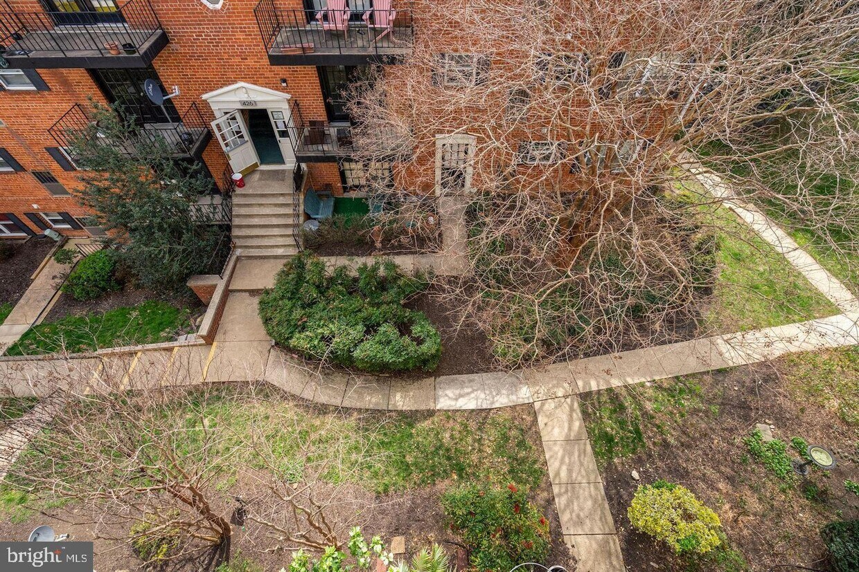 432 N Armistead St Unit 303, Alexandria, VA 22312 Apartment for Rent in Alexandria, VA