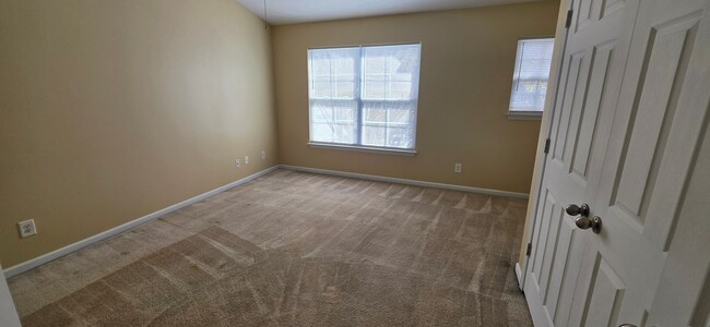 Photo - ****** $200 OFF FIRST FULL MONTH OF RENT!! ****** House