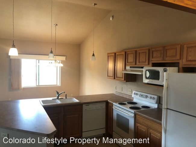 Building Photo - 1 br, 1 bath House - 40 Sunshine Court #3