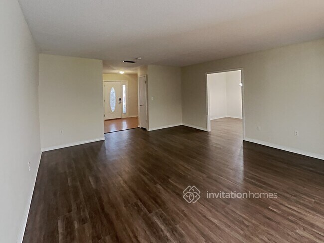Foto del edificio - 1225 Hunt Ave