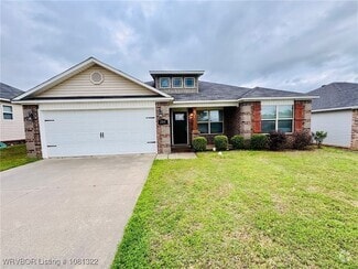 Building Photo - 204 Legacy Dr