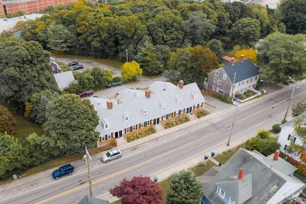 Foto principal - 419 Court St