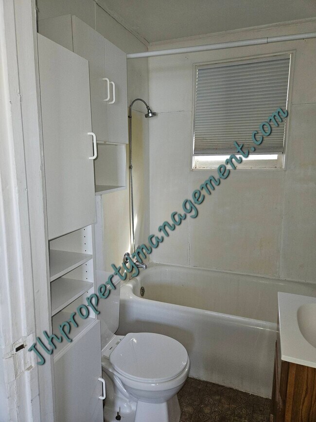 Foto del edificio - 1251 W Harrison St