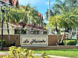 Foto del edificio - 18334 NW 68th Ave