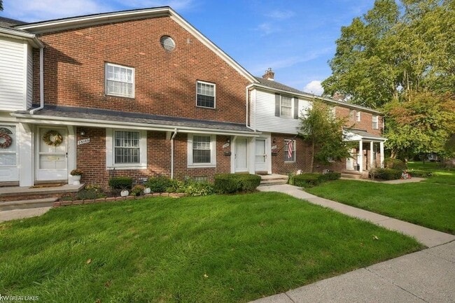 Building Photo - 22998 Gary Ln