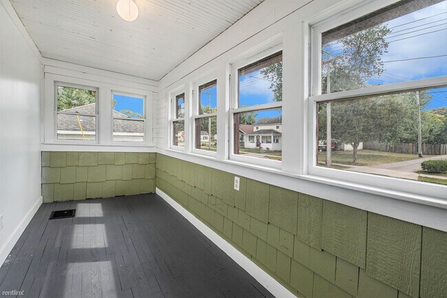 Foto del edificio - 2 br, 1 bath House - 2112 Delaware St