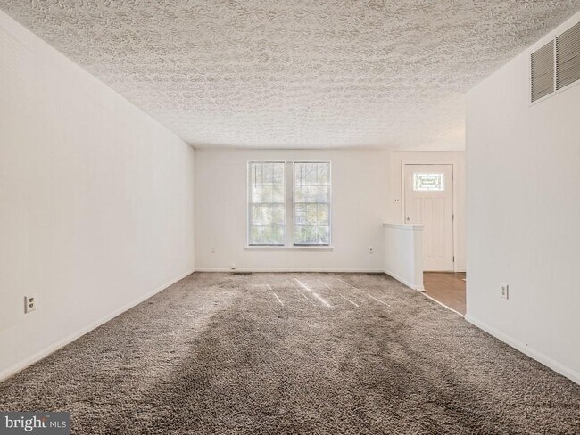 Foto del edificio - 9730 Red Clover Ct
