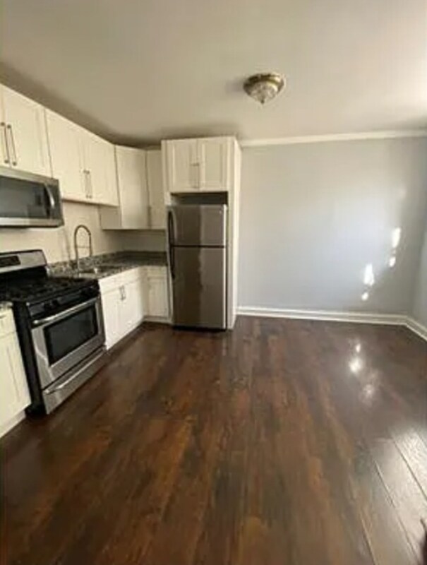 Foto del edificio - 3145 N Keating Ave