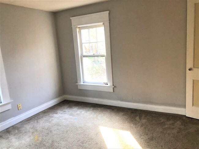 Foto del edificio - 2739 Mercer Rd