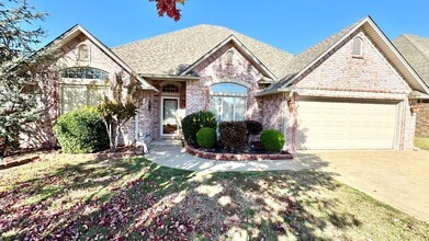 Building Photo - 1205 Stonegate Ln