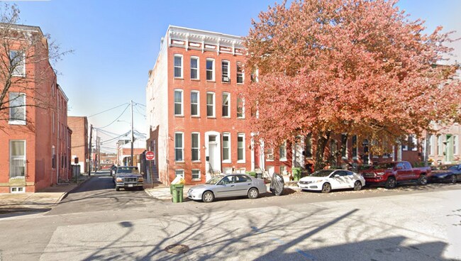 Foto del edificio - 5 Bed 3 Bath | 1762 sqft | $2000 | 36 Park...