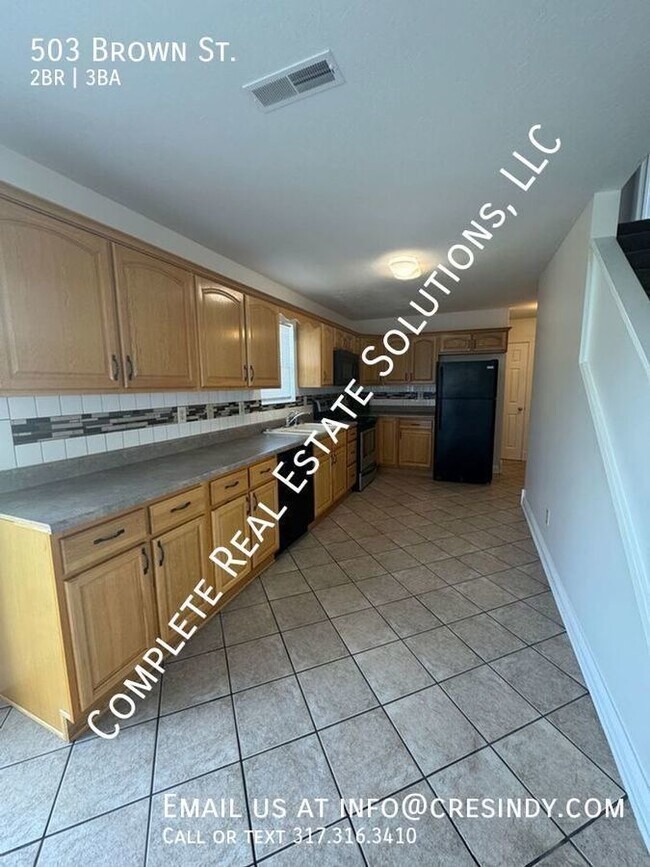 Building Photo - Now Showing this 2 bedroom, 2 1/2 bath dup...