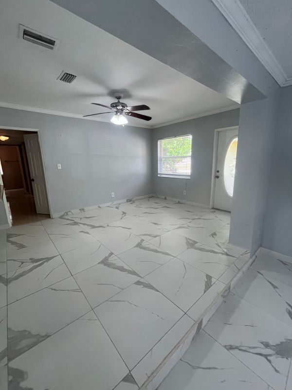 Foto del edificio - 6514 34th Ave N