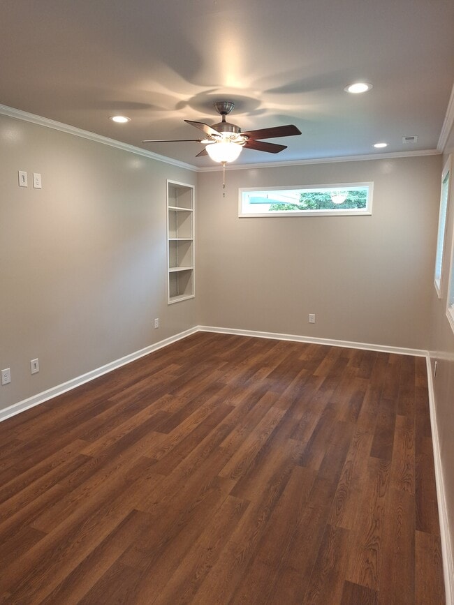 Building Photo - 341 Riggans Way