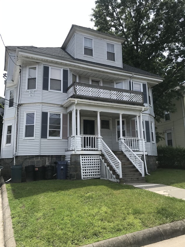 Primary Photo - 14 Hazelton St