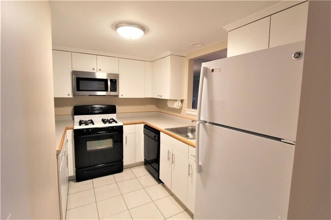 Foto del edificio - 36 Lawton Brook Ln