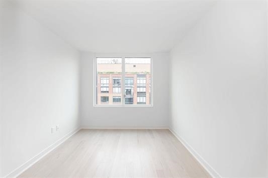 Foto del edificio - 1000 Maxwell Ln