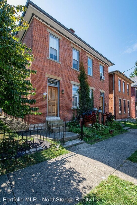 Primary Photo - 59-61 E Lincoln St
