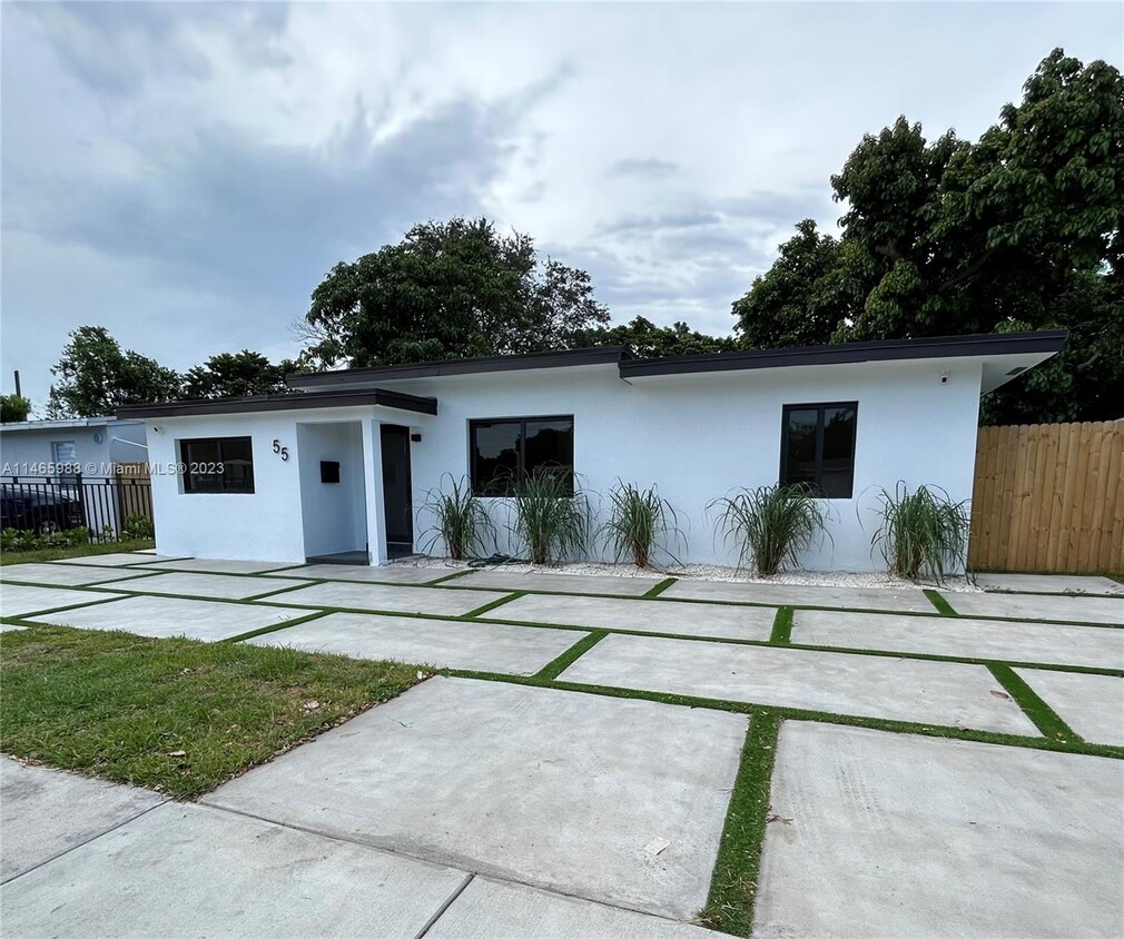 Foto principal - 55 NW 125th St