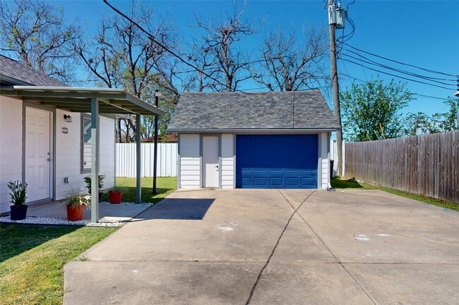 Foto del edificio - 3124 Tilfer St
