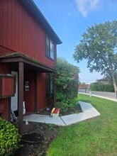 Building Photo - 28-6 Wister Way