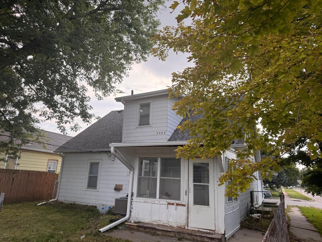 Photo - 2325 6th Ave (Council Bluffs, IA)