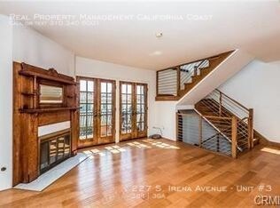 Foto del edificio - 227 S Irena Ave