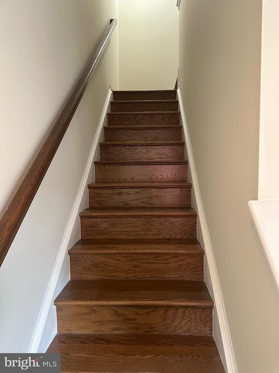 Building Photo - 22546 Phillips St