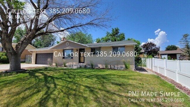 Building Photo - Beautiful, spacious 4 bedroom home in Tayl...