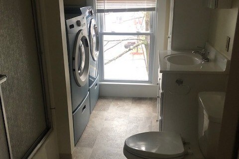 Foto del edificio - 555 Riverside Dr