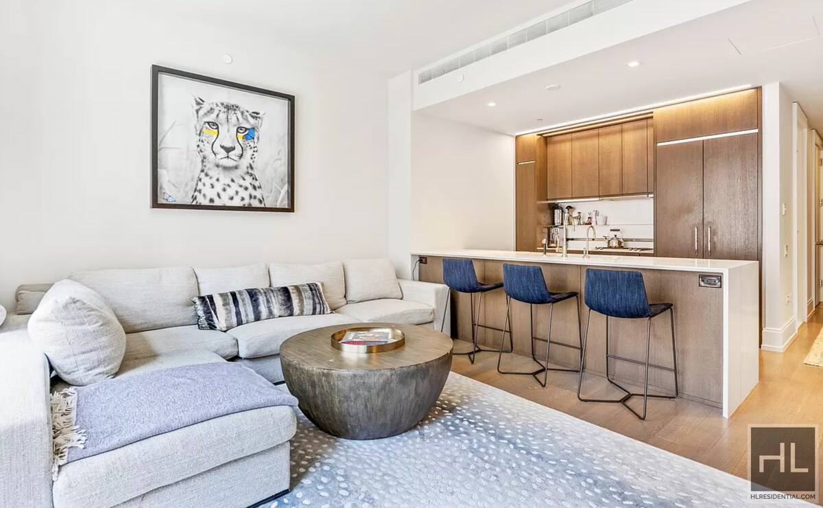 Foto principal - 301 EAST 50 STREET