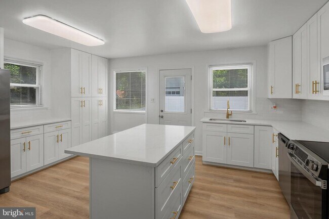 Building Photo - 2510 Davidsonville Rd
