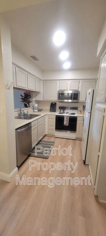 Foto del edificio - 9708-9708 E Vía Linda