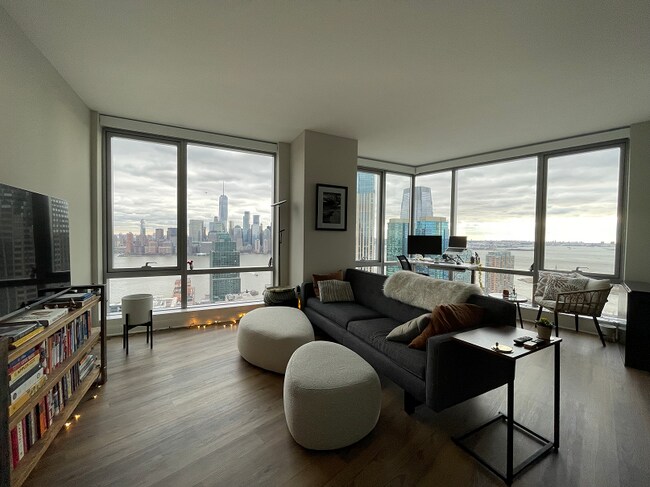 Livnig Room - 95 Montgomery St