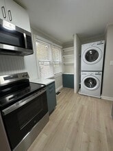 Building Photo - 1400 Richmond Pl