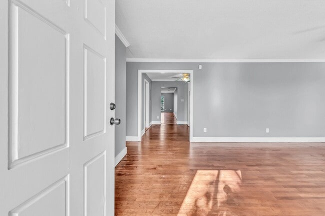 Foto del edificio - 2457 Antioch Church Rd