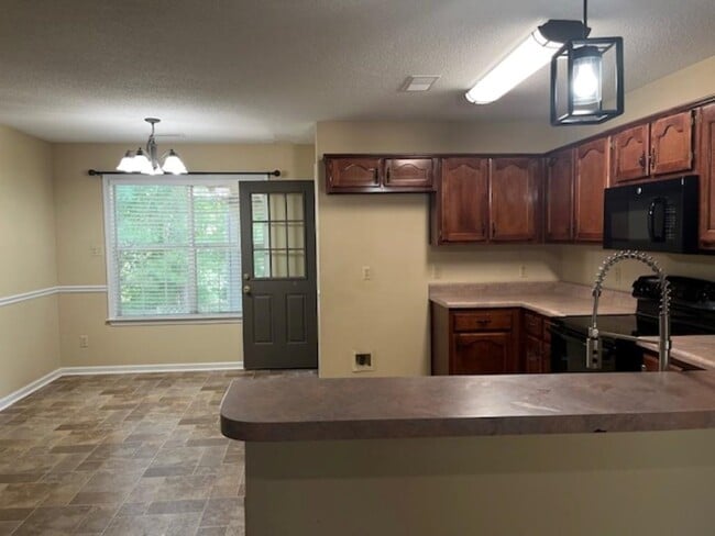 Building Photo - 2972 Woodland Ash Cove