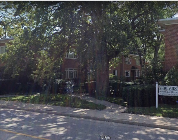 Primary Photo - 604 Green Bay Rd