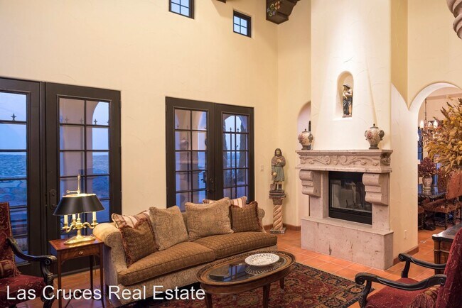 Building Photo - 3 br, 3.5 bath House - 5651 Camino Escondida