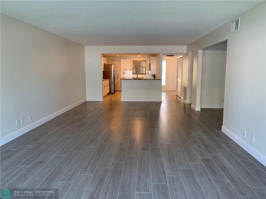 2790 NE 29th Ave Unit 3, Lighthouse Point, FL 33064 Condo for Rent in