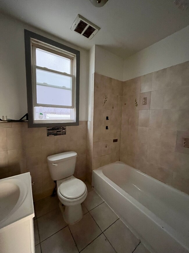 Foto del edificio - 16 E Bidwell Ave