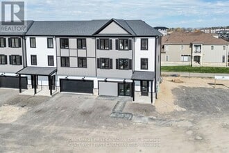 Building Photo - 310 Callaway Rd