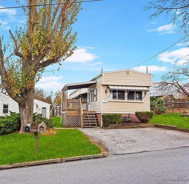 Foto del edificio - 1 N Duke St