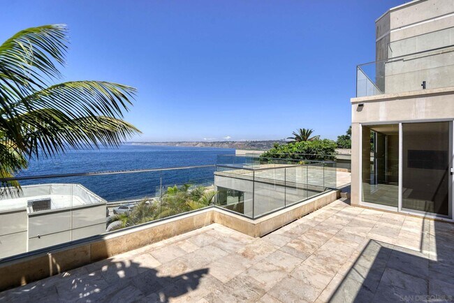 Foto del edificio - 1205 Coast Blvd