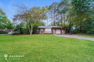 Building Photo - 106 Parkway Dr